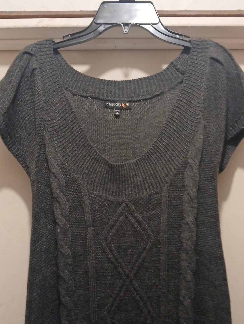 ChaudryK's Women's Gray Cable Knit Short-Sleeve Sweater Size MED